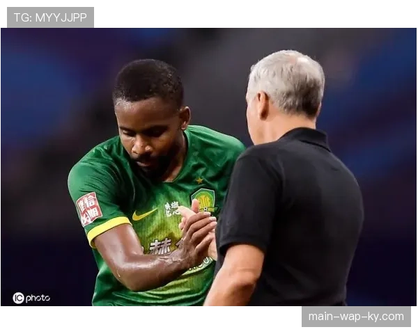 热内西奥的阵型选择 里尔可能变阵三后卫加强进攻