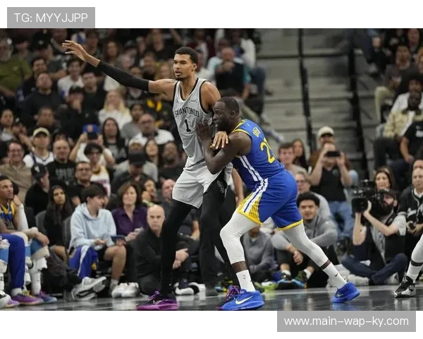 马刺团队攻势末节发力,文班亚马关键时刻攻防一体定胜局 马刺团队攻势末节发力,文班亚马关键时刻攻防一体定胜局